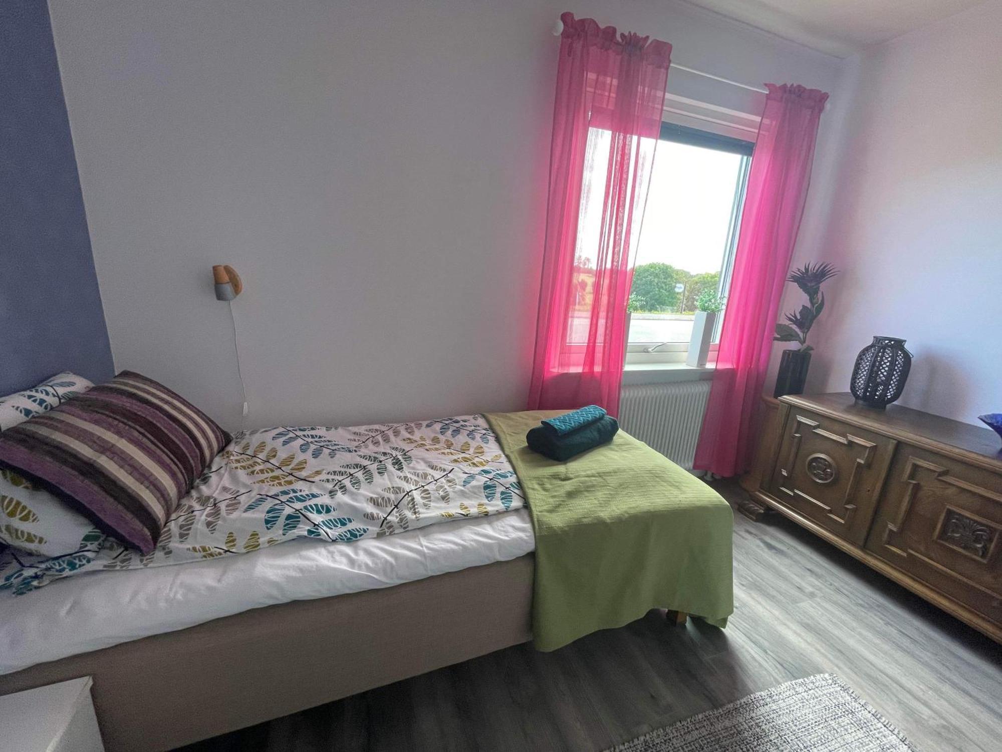 Oedeshoeg Modernt Och Stilfullt B&B Екстер'єр фото